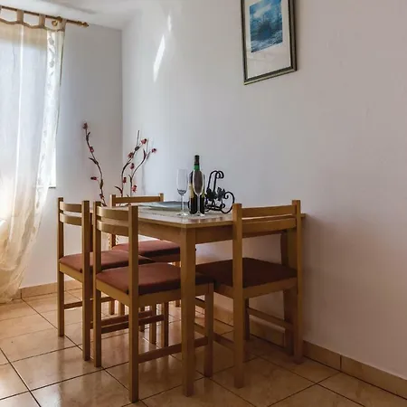 One-bedroom In *